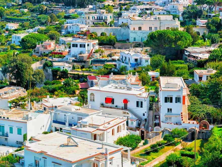 Amalfi Coast vs. Capri: Cost of Stay