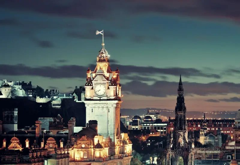 Edinburgh vs. Dublin: Which Is the Most Interesting City to Visit?
