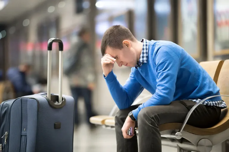 Why Are Airports So Stressful? (6 Tips To Stay Calm)