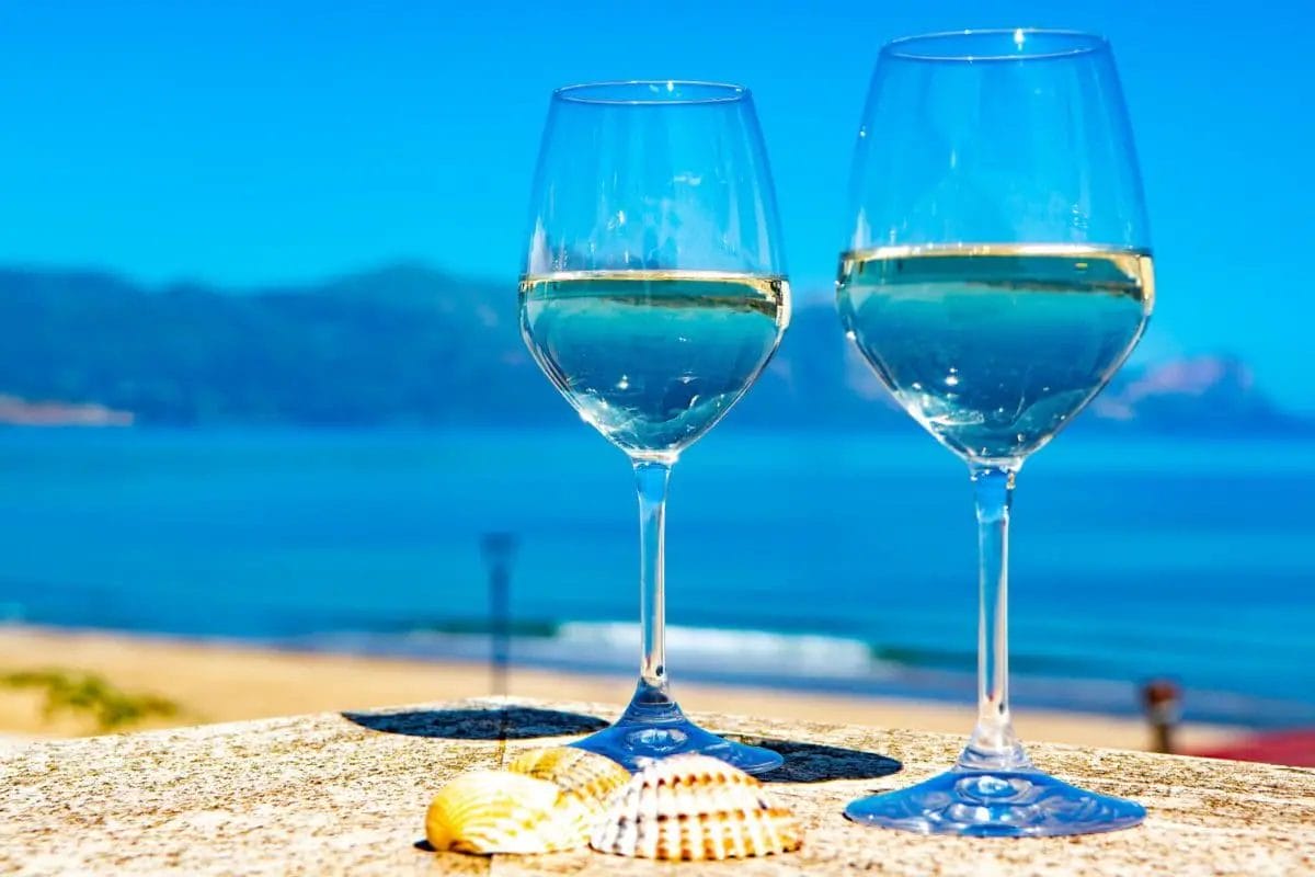 Can You Drink on the Beach in Hawaii?
