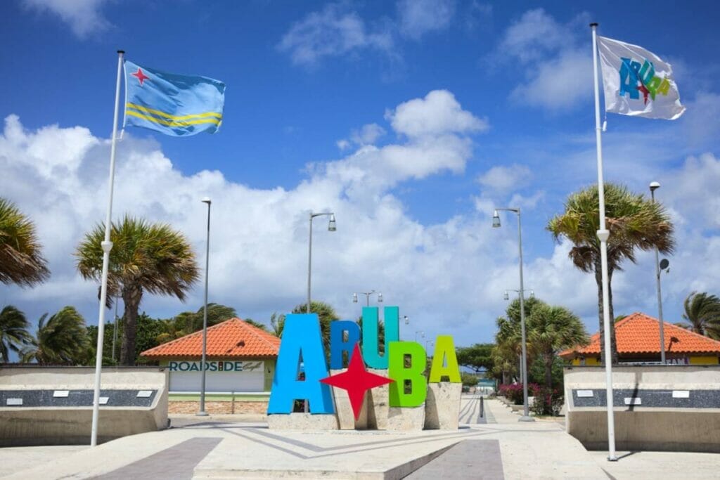 best and worst time to visit aruba