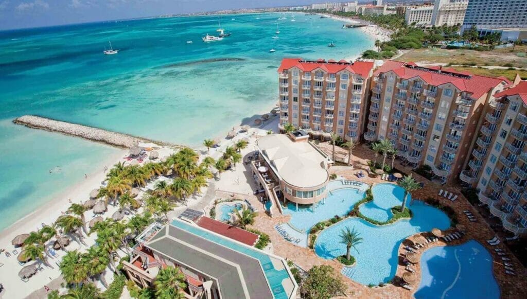 The Top Aruba Vacation Packages For Honeymooners