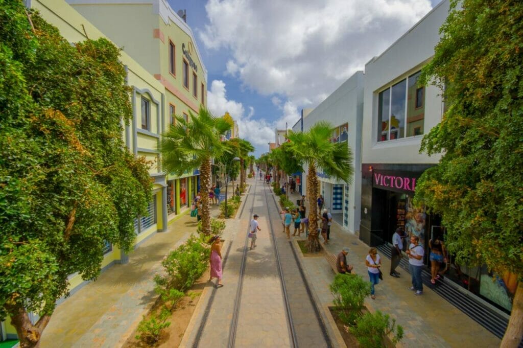 Tips for Shopping in Aruba 