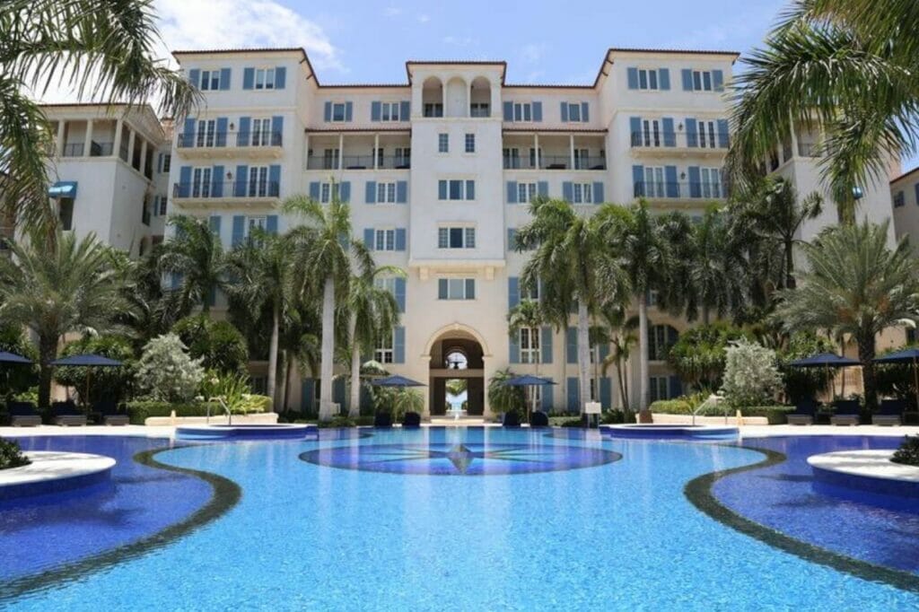 The Regent Grand Elegant Boutique Retreat in Grace Bay