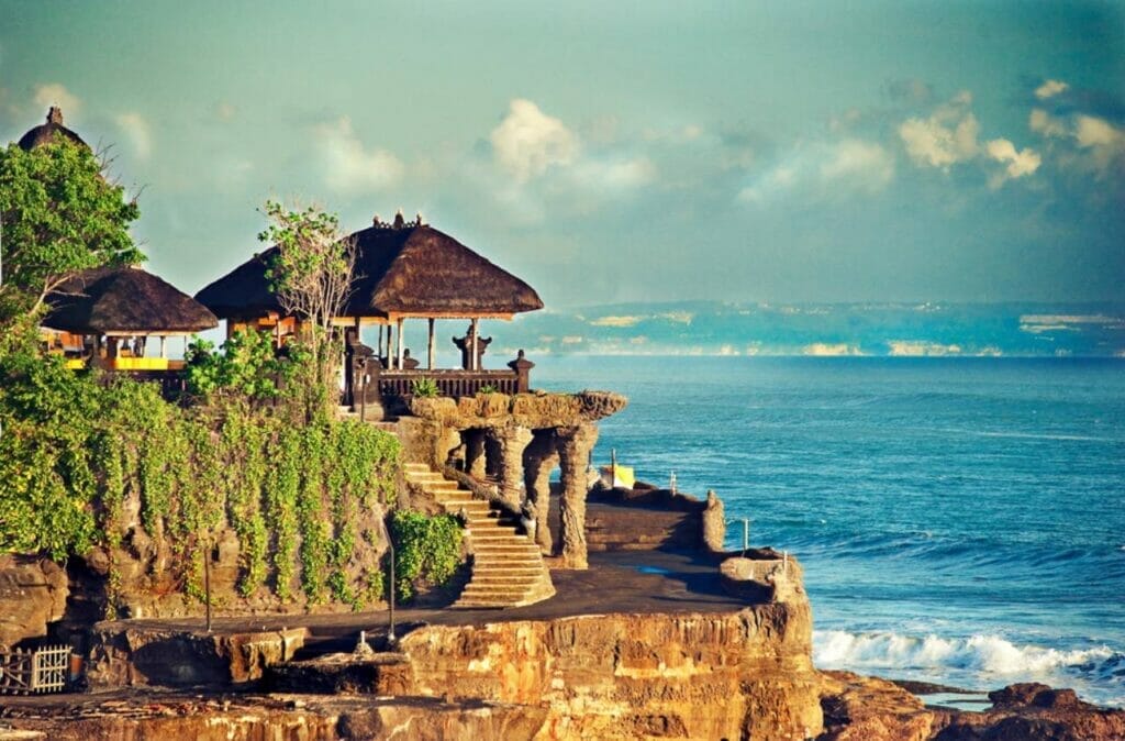 Unveiling the Best Tours in Turks and Caicos and Bali